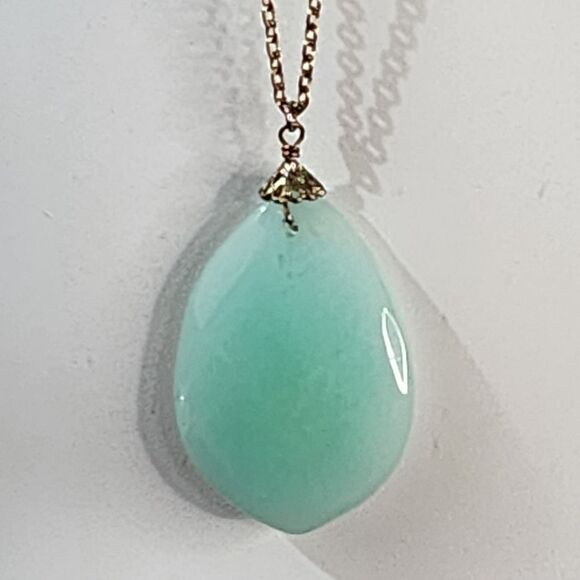 Aventurine Stone Faceted Teardrop Pendant Necklace - Picture 2 of 4